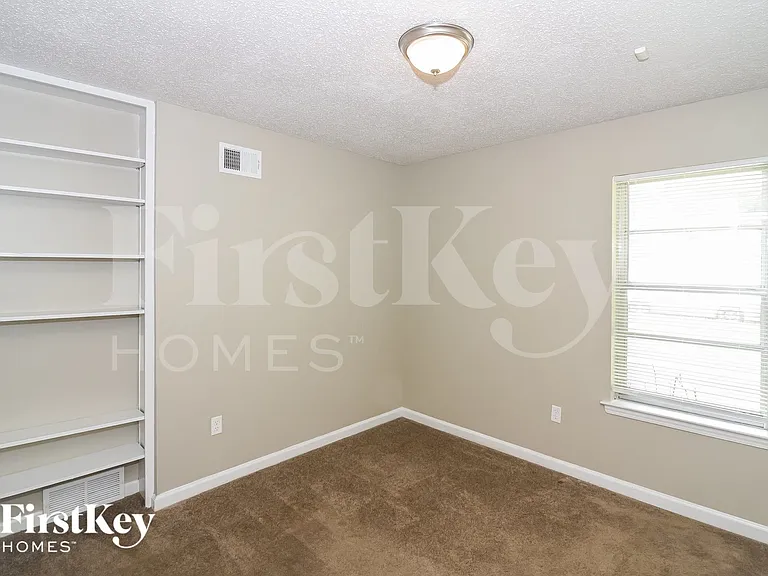 6047 Tiffany Rd — Photo 12