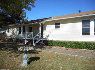 805 Clarence St, Mountain View, AR 72560