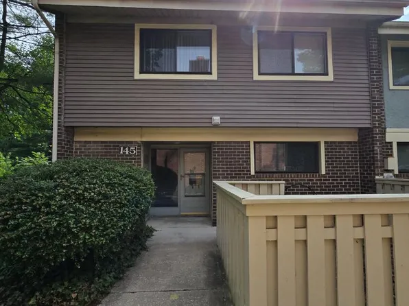 145 Echelon Rd, Voorhees, NJ 08043