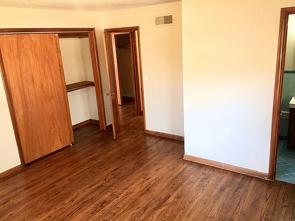 3rd image of 1200 Lee Ave