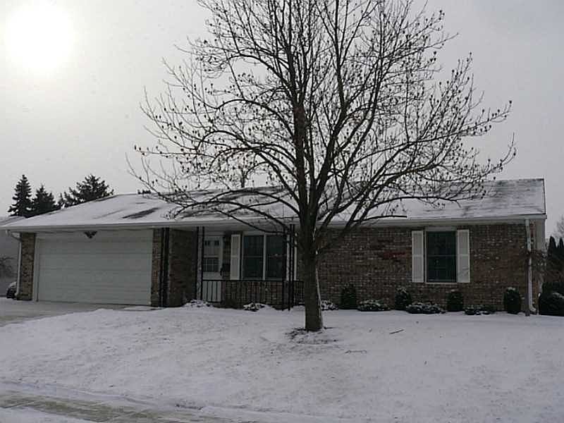 1st image of 1831 Carol Dr