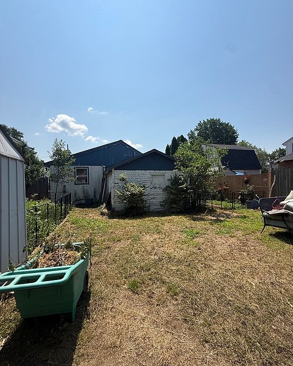 2nd image of 43 Alder Rd