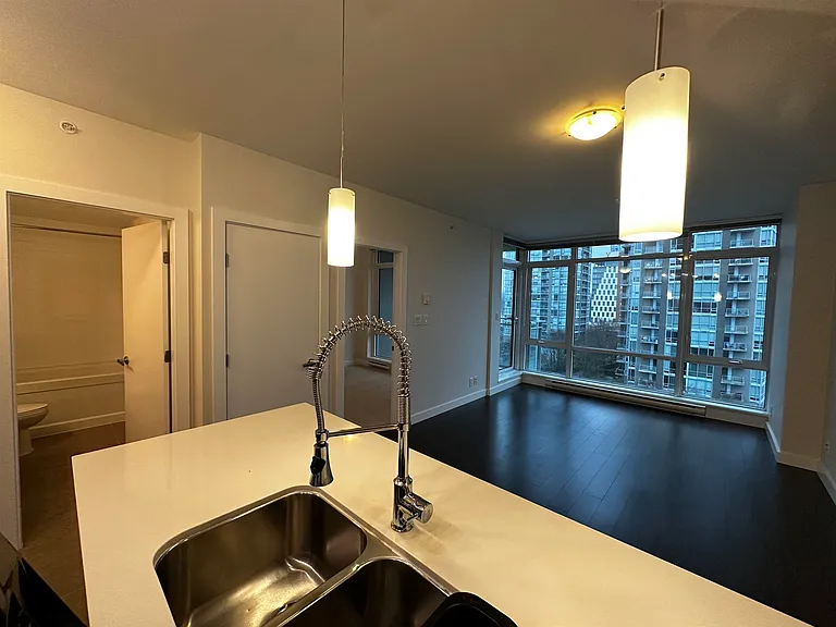 2955 Atlantic Ave #1103 — Photo 8