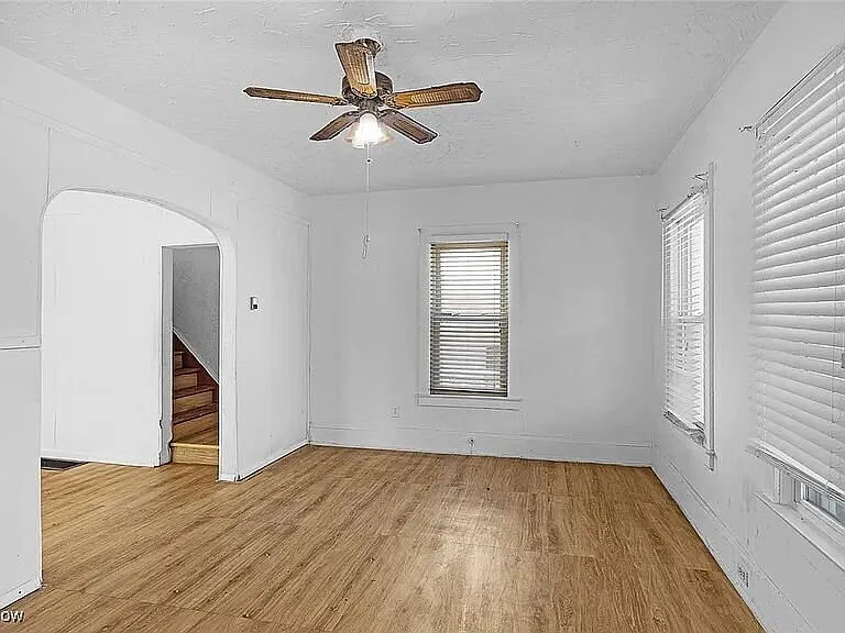 3-Bedroom Home with Detached Garage in Cleveland — Photo 3