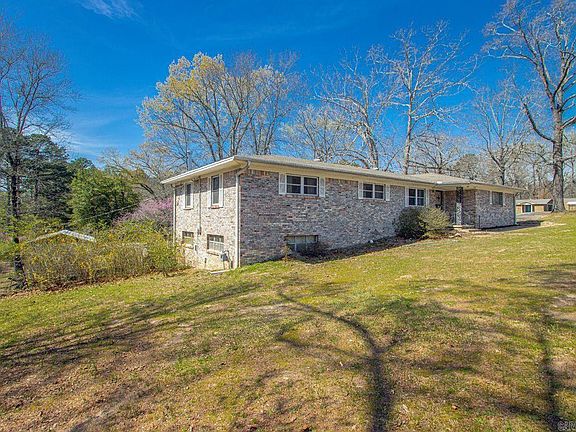 3rd image of 15602 Oakcrest Ln