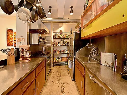 Sold by Cooper & Cooper Real Estate | media 15