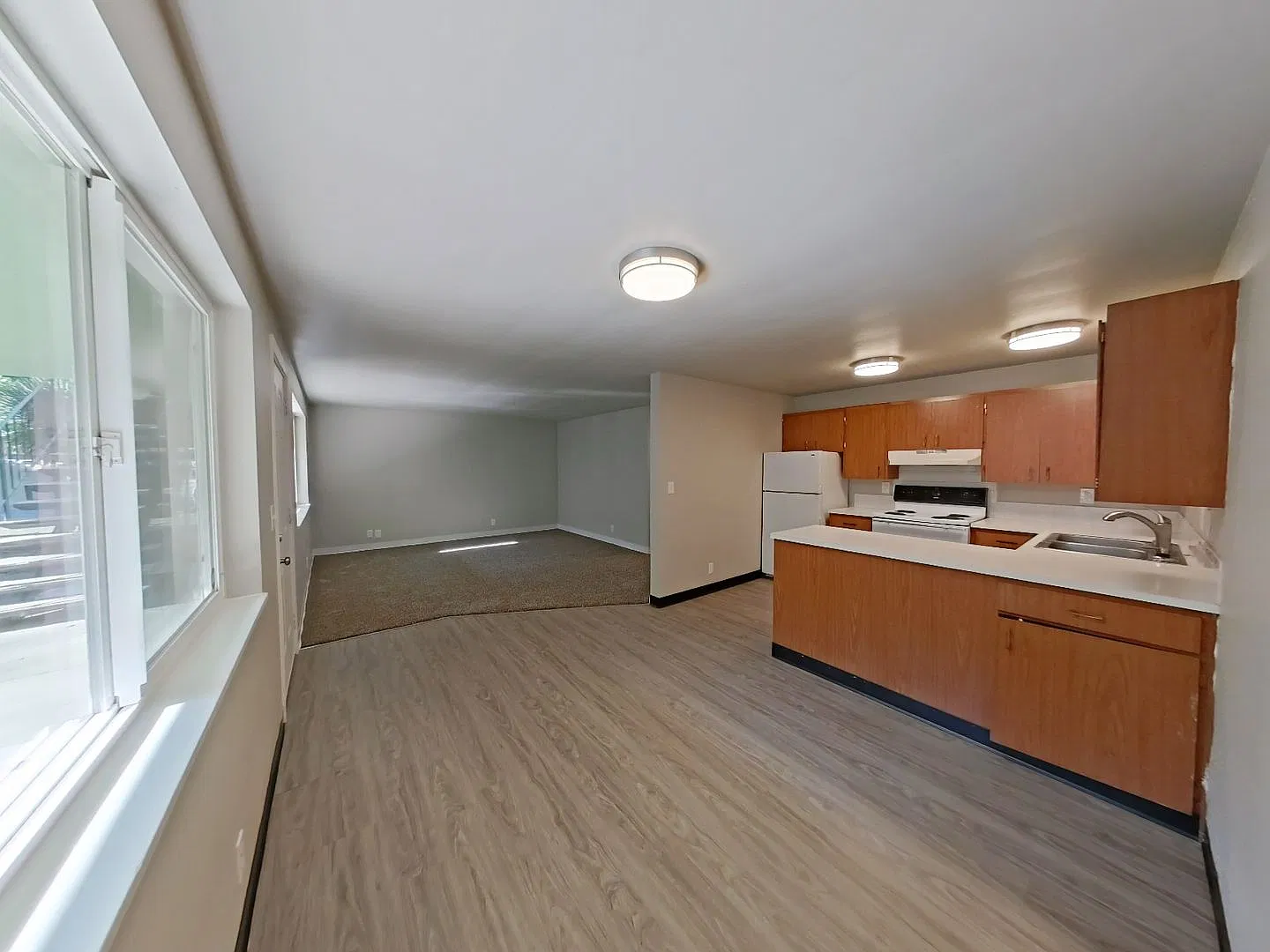 Frontier Terrace — Photo 4