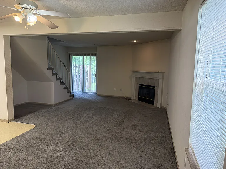 935 Mulberry St — Photo 6