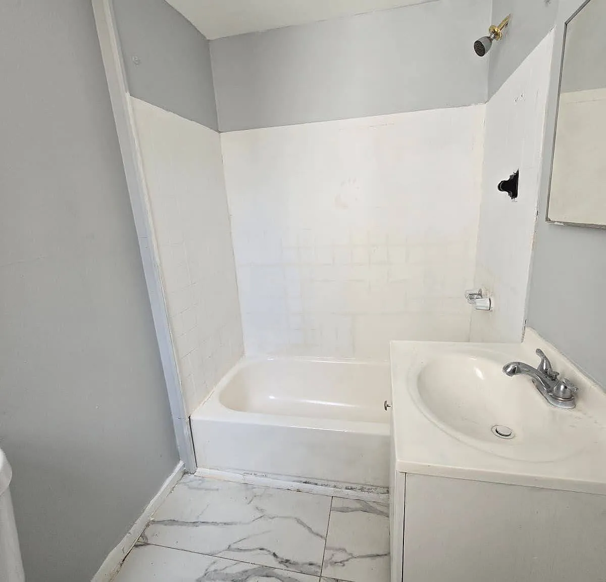 3 bed, $1,900 — Photo 3