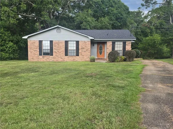 21 Oakview Dr, Saraland, AL 36571