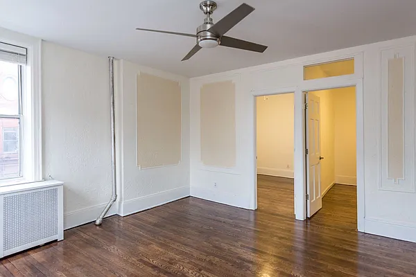 Rented by Sterling Holdings | media 14