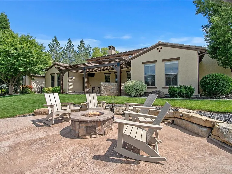 966 W Watersford Dr — Photo 38