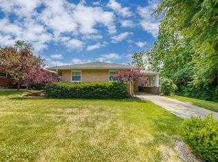 690 Rost Hill Dr, Hamilton, OH 45013