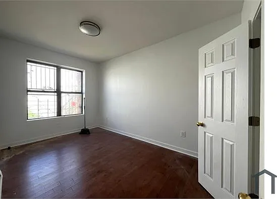 1139 Clarkson Ave #2R