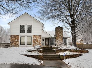 4832 S Crescent Ave, Springfield, MO 65804