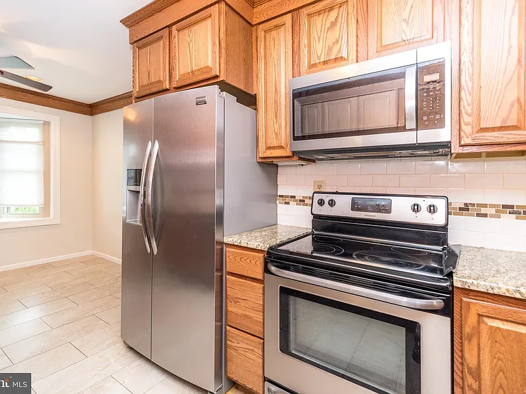 108 Susan Constant Ct #8 — Photo 8