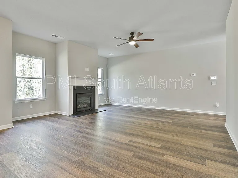10 Singletree Ln — Photo 11