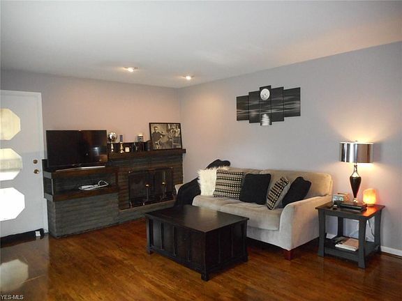 4th image of 3669 Northwood Dr SE