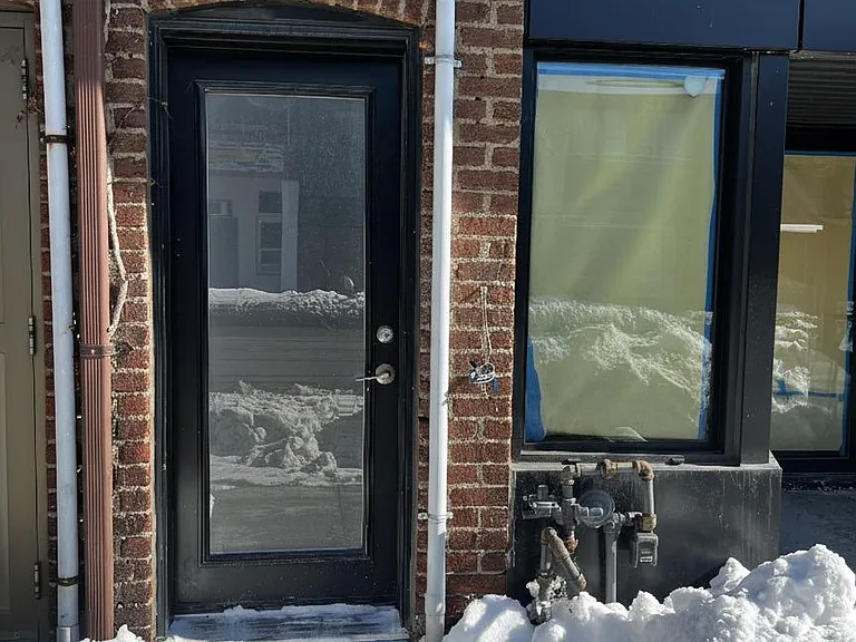 1375 Bathurst St #A — Photo 12
