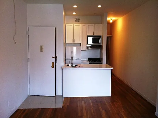 Rented by Sky Management | media 63