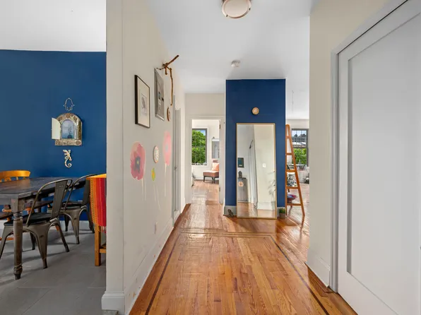 1100 Grand Concourse image 4 of 9