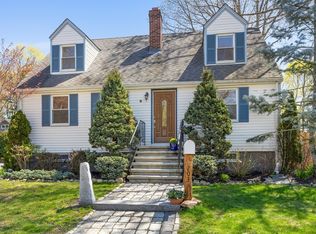 203 Lothrop St, Beverly, MA 01915