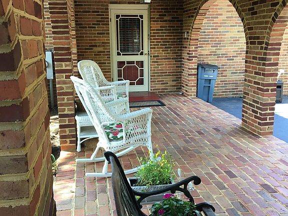 5th image of 113 Huntingwood Blvd