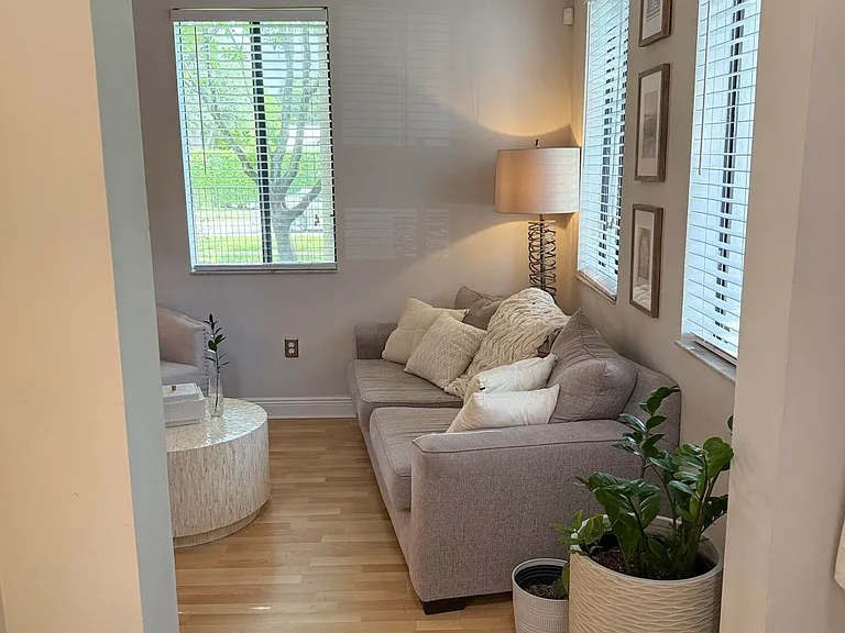2600 Venetian Dr — Photo 8