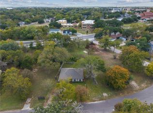 1003 E 24th St, Bryan, TX 77803