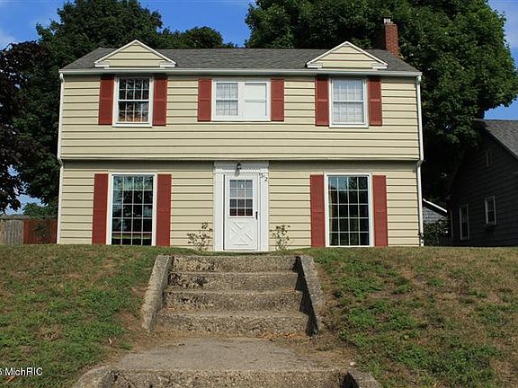 2nd image of 312 N Harrison St