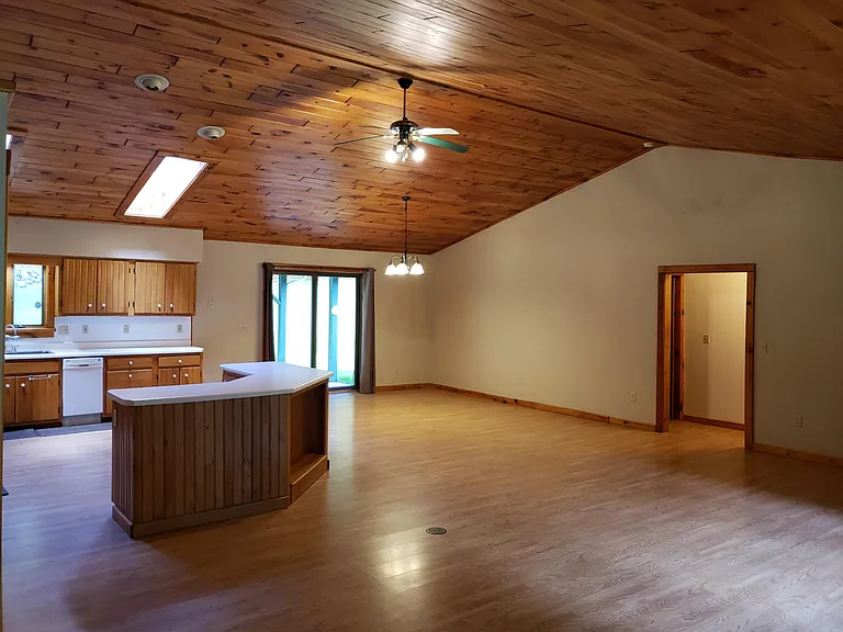 3885 Charlotte Creek Rd — Photo 7