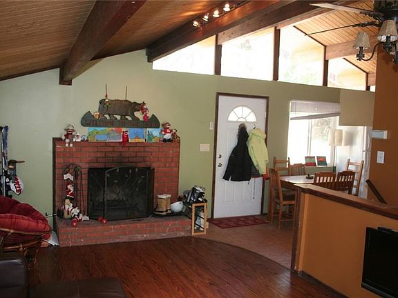 4th image of 1132 Crags Ln