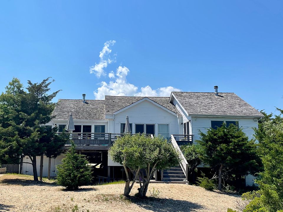1st image of 321 Gerard Dr