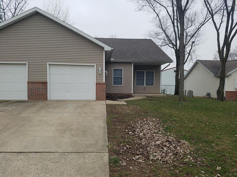 1st image of 108 Meadow Ln #108