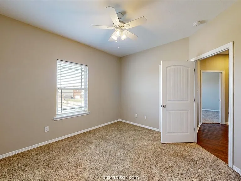 2706 Horse Haven Ln — Photo 25