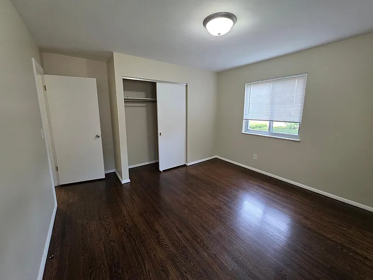 1531 Eaton Dr — Photo 14