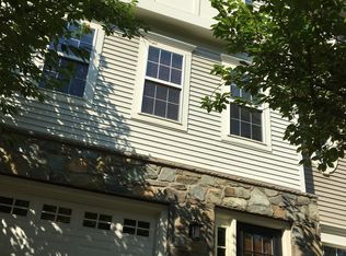13509 Turquoise Ln, Herndon, VA 20170