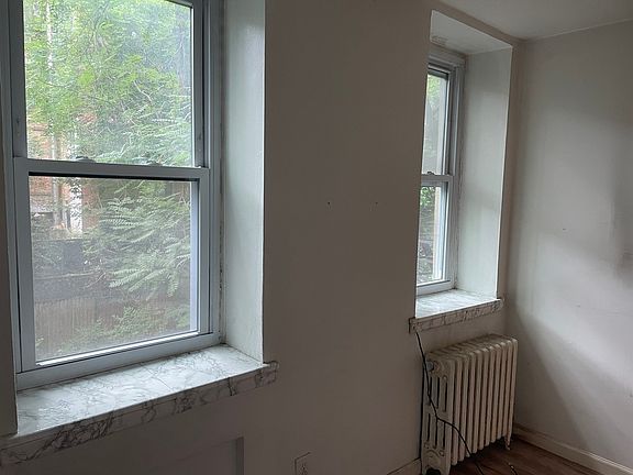 5th image of 346 E 19th St APT 1B