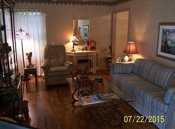 2nd image of 2461 Culbertson St