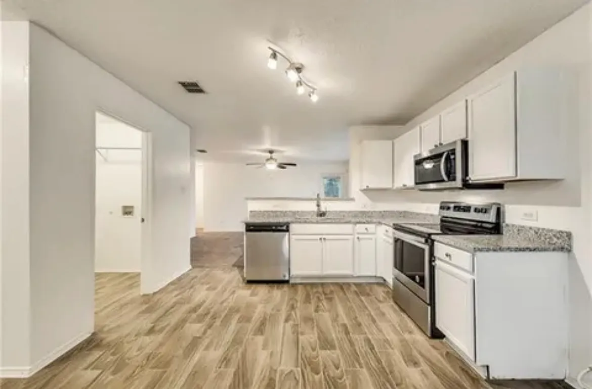 7782 Concordia Ln — Photo 2