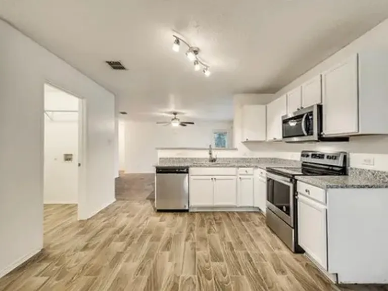 7782 Concordia Ln — Photo 2