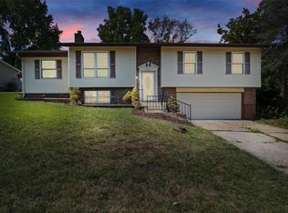 2110 Devonshire Dr, Imperial, MO 63052