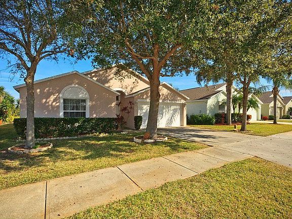 4th image of 963 Villa Dr