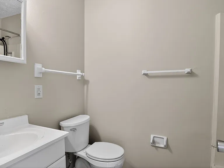 2707 Heatherlea Ct — Photo 22