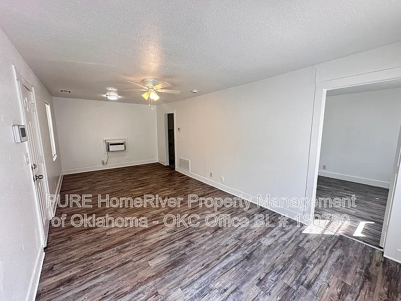 2 bed, 1.0 bath, 530 sqft, $750 — Photo 2