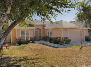 5374 Chestnut View Dr, San Antonio, TX 78247