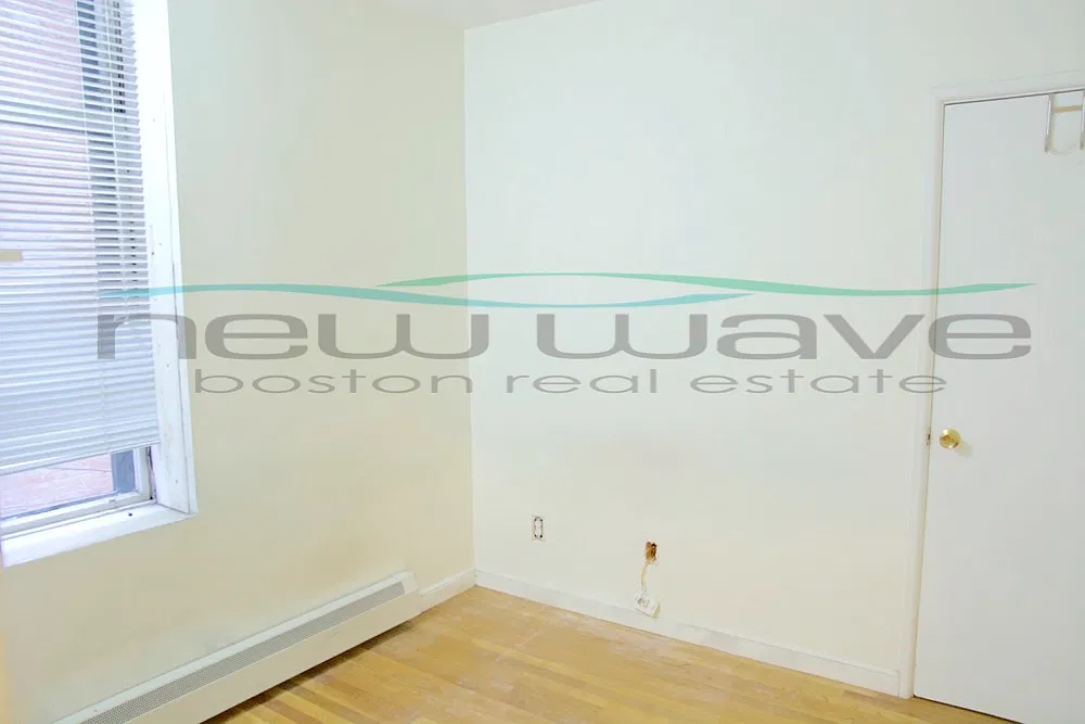 1 bed, 650 sqft, $3,400 — Photo 3