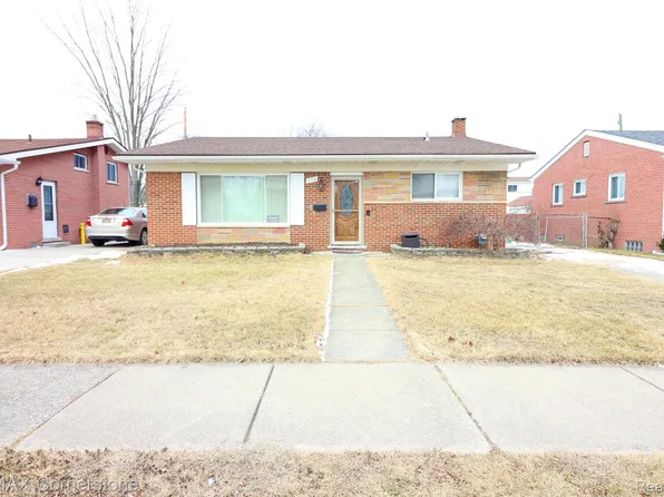 692 Easley Dr, Westland, MI 48186