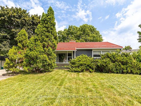 5th image of 325 Innisfil St