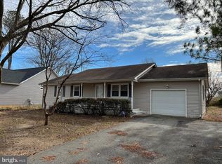 186 Clearview Dr, Colonial Beach, VA 22443